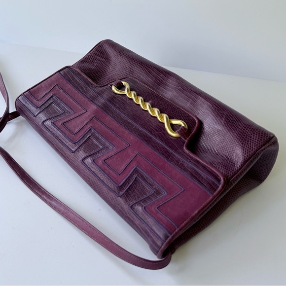 Vintage Purple Crossbody Bag with Gold Accent - Picture 5 of 16